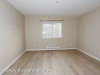 $3,200 / Month Home For Rent: 6400 Christie Ave., Unit 2301 - Discovery Inves...