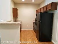 $1,700 / Month Apartment For Rent: 3161 Foxbridge Drive - Ardent Property Manageme...