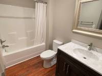 $1,295 / Month Apartment For Rent: 614 Poplar Street - Apartment 205 - Real Proper...