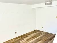 $1,295 / Month Apartment For Rent: 1005 W Nine Mile Rd - K - Marwaha Real Estate L...