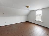 $1,000 / Month Duplex / Fourplex For Rent