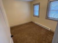 $1,250 / Month Apartment For Rent: 1404 E State St #3 - Homes Now | ID: 11380197