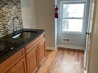 $725 / Month Apartment For Rent: 1610 Dyre St. - Unit 3R - Keyrenter Main Line |...