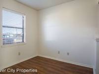 $875 / Month Apartment For Rent: NORTHGATE VILLAGE APARTMENTS - 22 1400 NORTH GA...