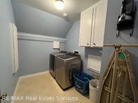 $2,200 / Month Home For Rent: 6139 Dillingham Ave - RE/MAX Real Estate Servic...