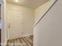$2,395 / Month Apartment For Rent: 3484 SE Harvey Street - Holland Properties, Inc...