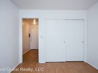 $925 / Month Apartment For Rent: 2420 Northwestern Ave 16 - 2400/2420 Northweste...