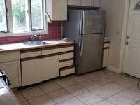 $3,000 / Month Apartment For Rent