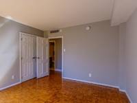 $1,800 / Month Home For Rent: 1400 Kenesaw Avenue Apt 31E - Realty Executives...