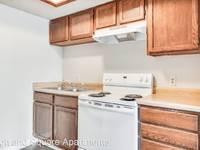 $550 / Month Apartment For Rent: 921 Vermillion Square - Apt 703 - Highland Squa...