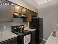 $1,420 / Month Townhouse For Rent