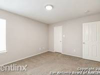 $1,900 / Month Home For Rent: Beds 4 Bath 2.5 Sq_ft 2230- EXp Realty, LLC | I...