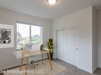 $1,799 / Month Apartment For Rent: 1920 Poplar Street - 153 - Introducing The Rese...