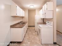 $675 / Month Apartment For Rent: 3600 E 6th Street, Apt 108 - 3 Falls Apartments...