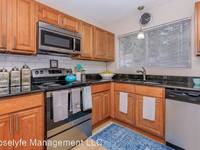 $1,399 / Month Apartment For Rent: 205 SE 16th Avenue - 34G - Roselyfe Management ...