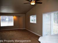 $2,080 / Month Apartment For Rent: 13007 98th Ave Ct E - Vista Property Management...