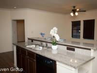 $1,480 / Month Apartment For Rent: 4657 Ocean Dr - 112 - Villas Of Ocean Drive | I...