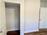 $995 / Month Apartment For Rent: 2601 E Hale Ave - 2601-001 Apt #1 - Kismet Prop...