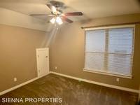 $2,450 / Month Home For Rent: 2001 Faro Dr # 48 - SIENNA PROPERTIES | ID: 813...