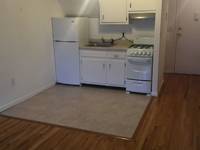 $1,895 / Month Apartment For Rent: Beds 1 Bath 1 - Renovated 1 Bedroom Duplex Gard...