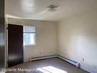 $1,300 / Month Apartment For Rent: 1621 West College Street #11 - Vigilante Manage...