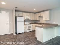 $800 / Month Apartment For Rent: 5319 N 30th Street - 206 - 30 Metropolitan Plac...