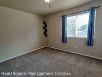 $1,795 / Month Apartment For Rent: 1817 W. 19th Ave - 1817 W. 19th Ave Unit A - Re...