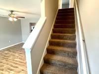 $995 / Month Apartment For Rent: 1005 Autumn Leaf Dr - Unit 3 - Professional Sol...