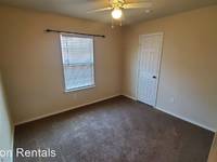 $1,475 / Month Home For Rent: 6518 94th Street - Location Rentals | ID: 10969425