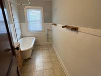 $1,100 / Month Apartment For Rent: 1190-1192 S Champion Ave - 1192 - Rich Russo Pr...