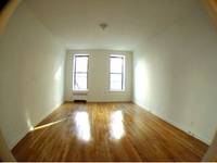 $2,200 / Month Apartment For Rent