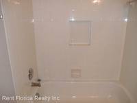 $2,400 / Month Home For Rent: 4318 Berkshire Wharf Drive - Rent Florida Realt...