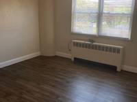 $950 / Month Apartment For Rent