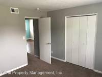 $1,095 / Month Apartment For Rent: 1012 Forest Court 13 - Forest Court Apartment H...