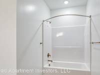 $1,799 / Month Apartment For Rent: 1000 Hallstead Boulevard - The Apartments At Ha...