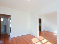 $1,595 / Month Apartment For Rent: Unmarred 1 Bed, 1 Bath At Waveland + Halsted (L...