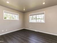$1,900 / Month Home For Rent: Beds 3 Bath 2 - Www.turbotenant.com | ID: 11560087