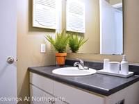 $834 / Month Apartment For Rent: 14358 Summerfield Lane 006 - Crossing At Northp...