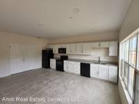 $1,350 / Month Apartment For Rent: 712 W. Hall Acres Rd. - 712 Hall Acres - 3 - Am...