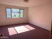 $3,985 / Month Apartment For Rent: Beds 3 Bath 2 Sq_ft 2100- TurboTenant | ID: 113...