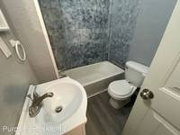 $1,050 / Month Apartment For Rent: 4421 Independence Ave - Unit 1E - 2 Bed / 1 Bat...