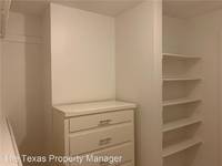 $2,600 / Month Home For Rent: 1101 Shoal Creek Boulevard Unit 1 - The Texas P...