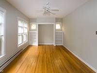 $1,595 / Month Apartment For Rent: Appealing 1 Bed, 1 Bath At Barry + Broadway (La...