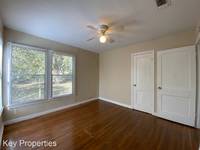 $1,295 / Month Home For Rent: 4812 Roanoke Street - Key Properties | ID: 7570109