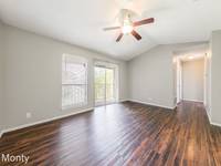 $1,149 / Month Apartment For Rent: 1623 Aquarena Springs Drive #114 - El Monty | I...