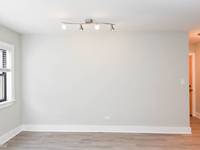 $1,895 / Month Home For Rent: Glistening 1 Bed, 1 Bath At Dearborn + Burton (...