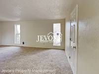 $995 / Month Apartment For Rent: 1416 Garfield Ave B - Jevons Property Managemen...