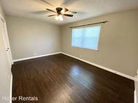 $1,325 / Month Home For Rent: 1635 S. Redbud Ave. - Haver Rentals | ID: 10278824