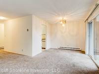 $1,795 / Month Apartment For Rent: 604 NE 165th St - 202 - Hillcliff Shoreline Inv...