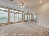 $2,400 / Month Home For Rent: 1408 S Friendswood Dr Unit 401A - Pearland Prop...